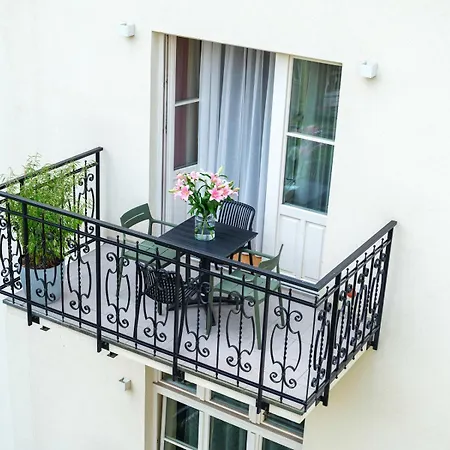 Tyzenhauz Apartments Superior Krakow Exterior photo